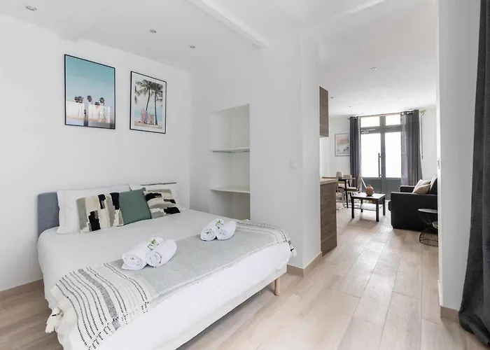 Modern -1br-4p- Saint-germain-des-pres Париж